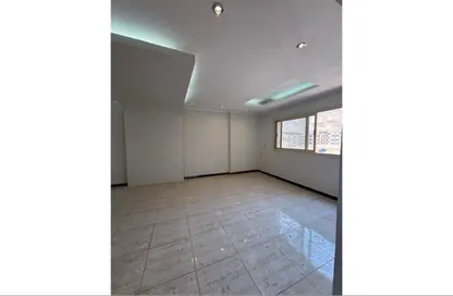 Apartment - 2 Bedrooms - 1 Bathroom for sale in Al Horreya St. - Hadayek El Maadi - Hay El Maadi - Cairo