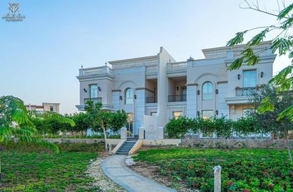Villa - 4 Bedrooms - 4 Bathrooms for sale in Al Maqsad - New Capital Compounds - New Capital City - Cairo