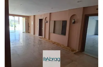 شقة - 1 حمام للبيع في فيلدج ويست - كمبوندات الشيخ زايد - الشيخ زايد - الجيزة