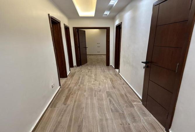8087309 - Property Image 3