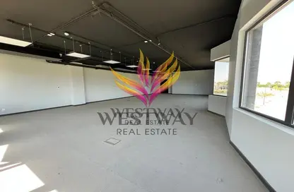 Office Space - Studio - 4 Bathrooms for rent in The portal - Beverly Hills - Sheikh Zayed Compounds - Sheikh Zayed City - Giza
