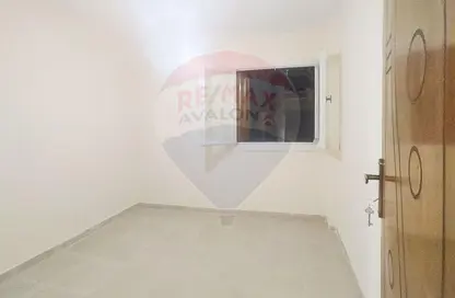 Apartment - 2 Bedrooms - 1 Bathroom for sale in Sidi Beshr - Hay Awal El Montazah - Alexandria