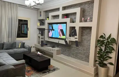 Apartment - 3 Bedrooms - 3 Bathrooms for rent in El Banafseg 5 - El Banafseg - New Cairo City - Cairo