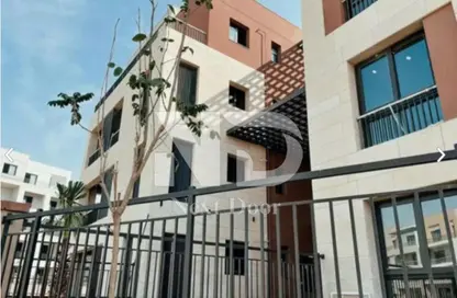 Townhouse - 4 Bedrooms - 4 Bathrooms for sale in District 5 - 5th Settlement Compounds - The 5th Settlement - New Cairo City - Cairo