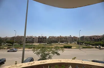 شقة - 3 غرف نوم - 3 حمامات للبيع في البنفسج 12 - البنفسج - مدينة القاهرة الجديدة - القاهرة