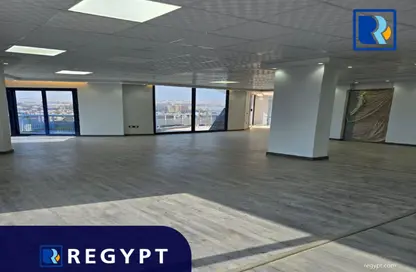 Office Space - Studio - 3 Bathrooms for rent in Al Nasr St. - El Laselky - New Maadi - Hay El Maadi - Cairo