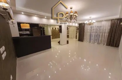 شقة - 2 غرف نوم - 2 حمامات للايجار في زايد ديونز - الحي السادس - الشيخ زايد - الجيزة