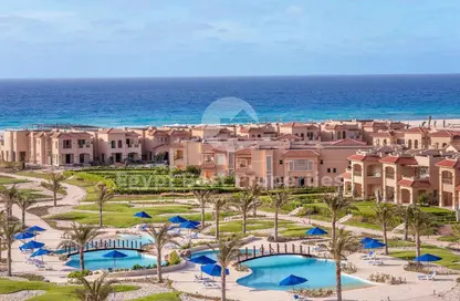 فيلا - 3 غرف نوم - 3 حمامات للبيع في لافيستا باي - لافيستا - قسم الضبعة - الساحل الشمالي