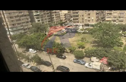 Apartment - 3 Bedrooms - 2 Bathrooms for sale in Mohamed Hassanein Heikal St. - 6th Zone - Nasr City - Cairo