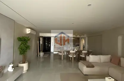 Apartment - 3 Bedrooms - 2 Bathrooms for sale in El Rehab Extension - Al Rehab - New Cairo City - Cairo