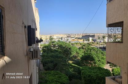 Apartment - 2 Bedrooms - 1 Bathroom for sale in 1st District - Sheikh Zayed City - Giza