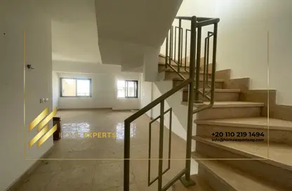 Penthouse - 3 Bedrooms - 3 Bathrooms for sale in Moon Residences - Fifth Square - The 5th Settlement - New Cairo City - Cairo