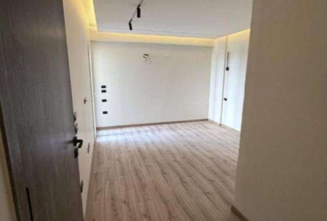 8421472 - Property Image 2