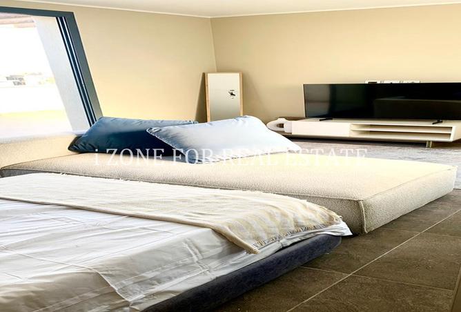 8324924 - Property Image 2