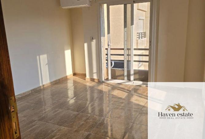 8400605 - Property Image 3