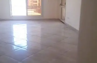 شقة - 3 غرف نوم - 2 حمامات للبيع في حى القرنفل - التجمع الخامس - مدينة القاهرة الجديدة - القاهرة