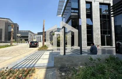 Office Space - Studio - 2 Bathrooms for sale in Cairo Business Park - 5th Settlement Compounds - The 5th Settlement - New Cairo City - Cairo Office Space - Studio - 2 Bathrooms for sale in Cairo Business Park - 5th Settlement Compounds - The 5th Settlement - New Cairo City - Cairo