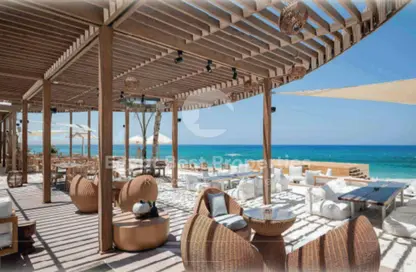 Chalet - 2 Bedrooms - 2 Bathrooms for sale in The Med - Ras Al Hekma - North Coast