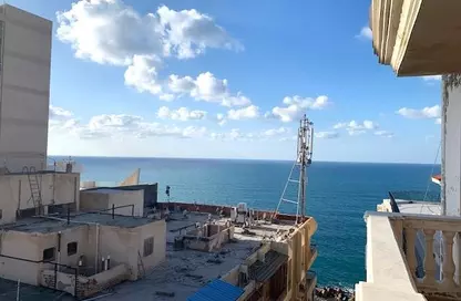 شقة - 4 غرف نوم - 2 حمامات للبيع في ستانلي - حي شرق - الاسكندرية