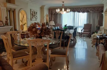 شقة - 3 غرف نوم - 3 حمامات للبيع في شارع عبد الرحمن الرفاعي - ميدان الحجاز - النزهة - القاهرة