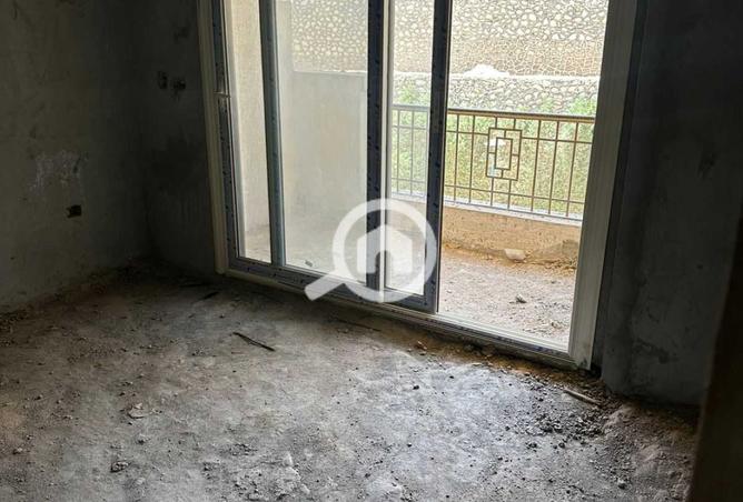 8060810 - Property Image 2