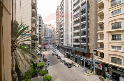 Apartment - 3 Bedrooms - 3 Bathrooms for sale in Smouha Square - Smouha - Hay Sharq - Alexandria