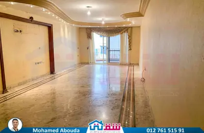 Apartment - 4 Bedrooms - 3 Bathrooms for sale in Mostafa Kamel St. - Smouha - Hay Sharq - Alexandria