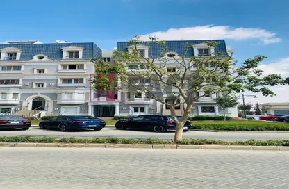 Apartment - 3 Bedrooms - 3 Bathrooms for sale in Mountain View iCity - 5th Settlement Compounds - The 5th Settlement - New Cairo City - Cairo