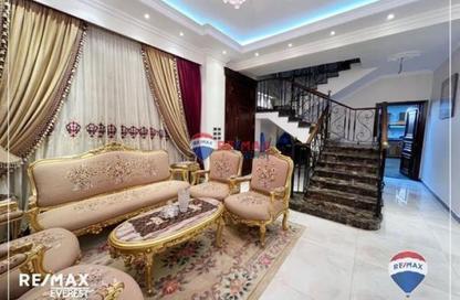 Apartment - 3 Bedrooms - 2 Bathrooms for sale in 9th District - Sheikh Zayed City - Giza