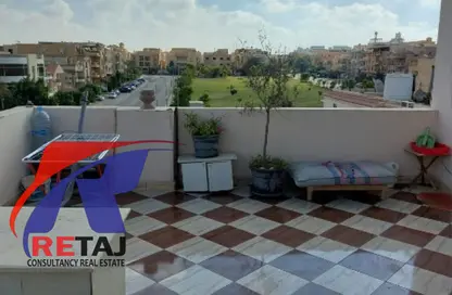 Apartment - 3 Bedrooms - 2 Bathrooms for rent in Musab Bin Omair St. - Area E - Ganoob El Acadimia - New Cairo City - Cairo