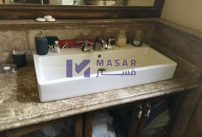 8233602 - Property Image 3