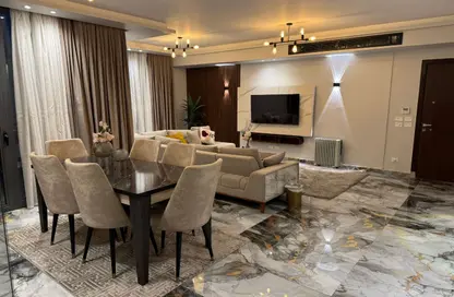 شقة - 3 غرف نوم - 3 حمامات للايجار في ايستاون - كمبوندات التجمع الخامس - التجمع الخامس - مدينة القاهرة الجديدة - القاهرة