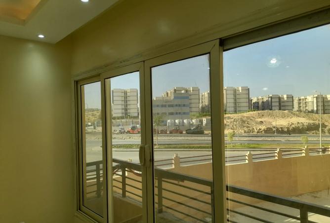 8221400 - Property Image 2