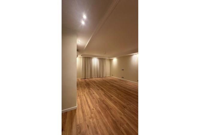 8318984 - Property Main Image