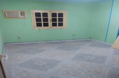 شقة - 3 غرف نوم - 1 حمام للبيع في شارع عمارات رابعه - ارض الجولف - مصر الجديدة - القاهرة