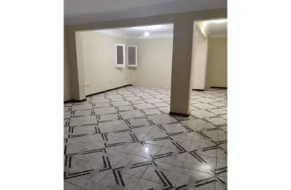 شقة - 3 غرف نوم - 2 حمامات للايجار في شارع محمد حسنين هيكل - المنطقة السادسة - مدينة نصر - القاهرة