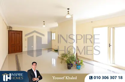 Apartment - 3 Bedrooms - 2 Bathrooms for sale in Smouha - Hay Sharq - Alexandria