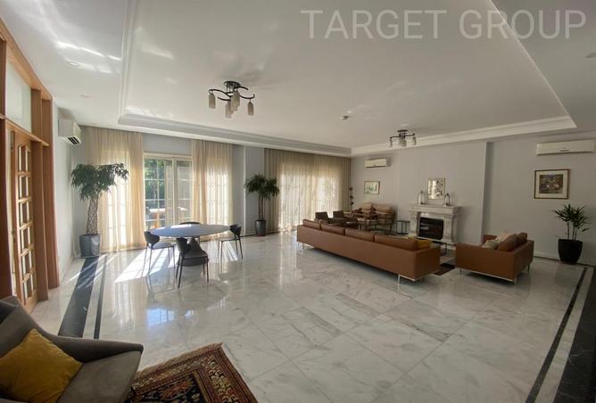 8182954 - Property Image 2