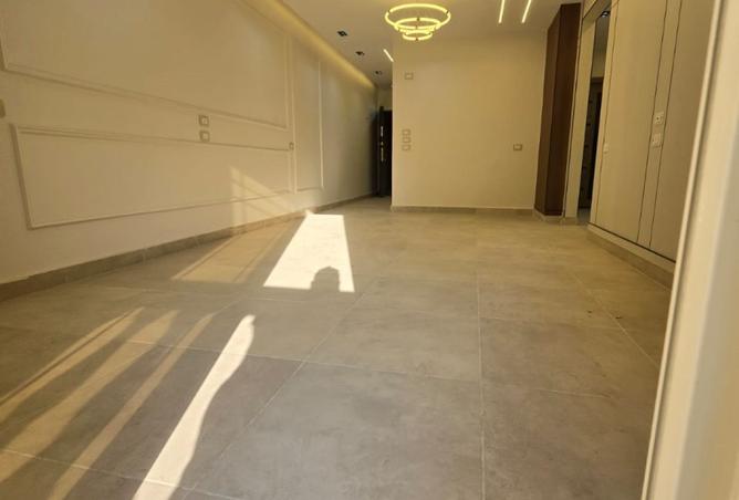 8106009 - Property Image 3