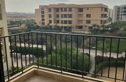 بناية كاملة - 8 غرف نوم - 8 حمامات للبيع في أو ويست - كمبوندات 6 أكتوبر - مدينة 6 أكتوبر - الجيزة