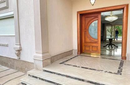 Villa - 4 Bedrooms - 4 Bathrooms for sale in Royal City - Sheikh Zayed Compounds - Sheikh Zayed City - Giza