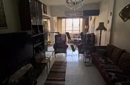 شقة - 3 غرف نوم - 2 حمامات للبيع في شارع الناصر - ميدان المحكمة - مصر الجديدة - القاهرة