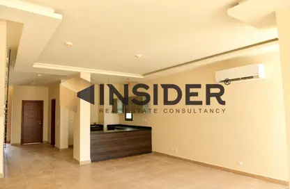 منزل مزدوج - 3 غرف نوم - 3 حمامات للبيع في أزهى - العين السخنة - السويس