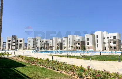 Chalet - 2 Bedrooms - 2 Bathrooms for sale in Youd - Ras Al Hekma - North Coast
