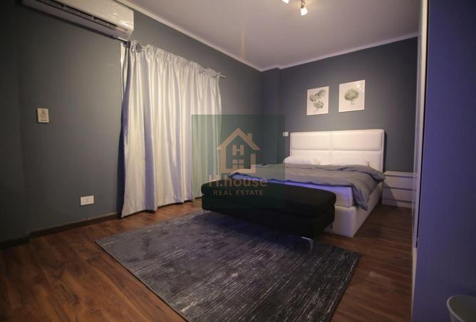 8254300 - Property Image 3