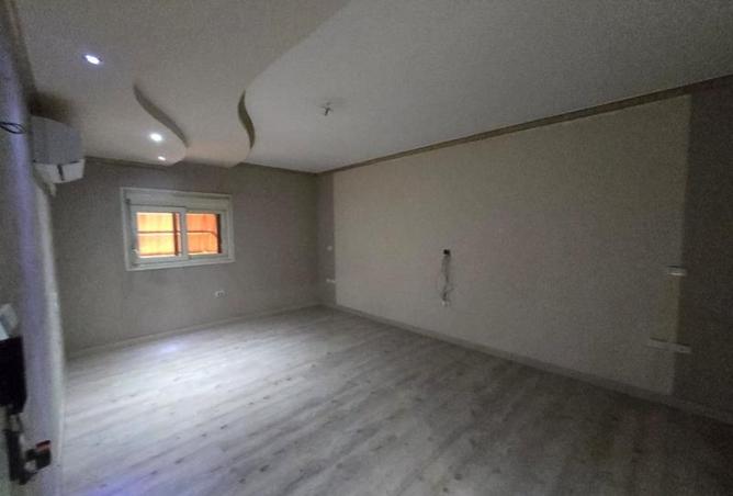 8327908 - Property Image 2