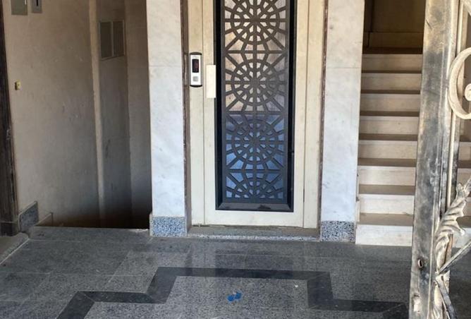 7906330 - Property Image 2