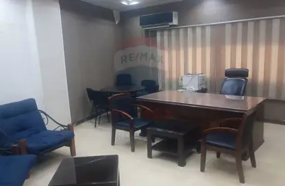 Office Space - Studio - 1 Bathroom for sale in Abdel Salam Aref St. - Laurent - Hay Sharq - Alexandria