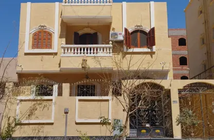 فيلا - 4 غرف نوم - 2 حمامات للبيع في بدر - كمبوندات القطامية - القطامية - مدينة القاهرة الجديدة - القاهرة