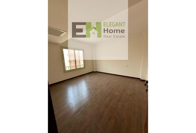 8436409 - Property Image 3